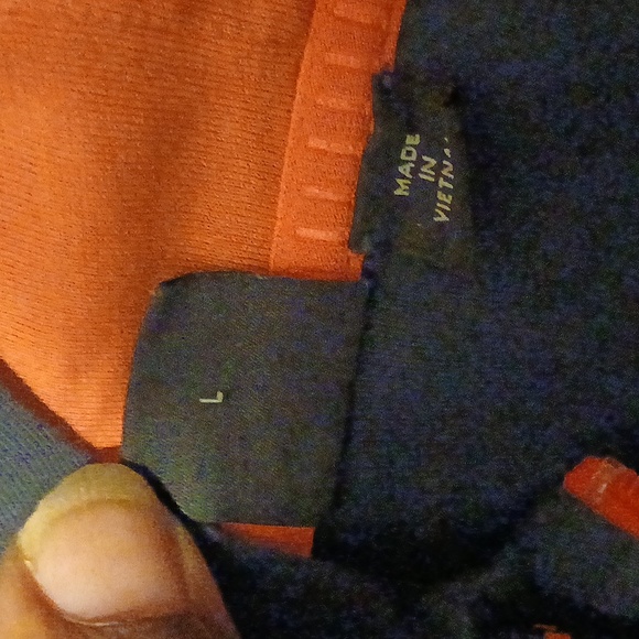 Clothes - Picture 4 of 4